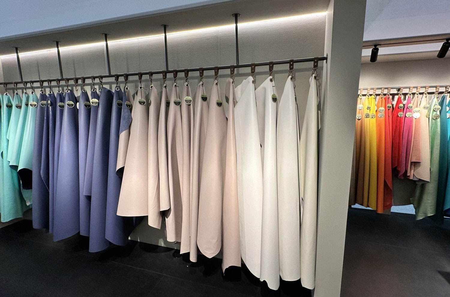 Collezioni Gruppo Mastrotto a Lineapelle Milano SS25 - Gruppo Mastrotto